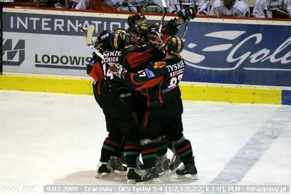 2009-03-09-plh-cracovia-gkstychy-b-130_600