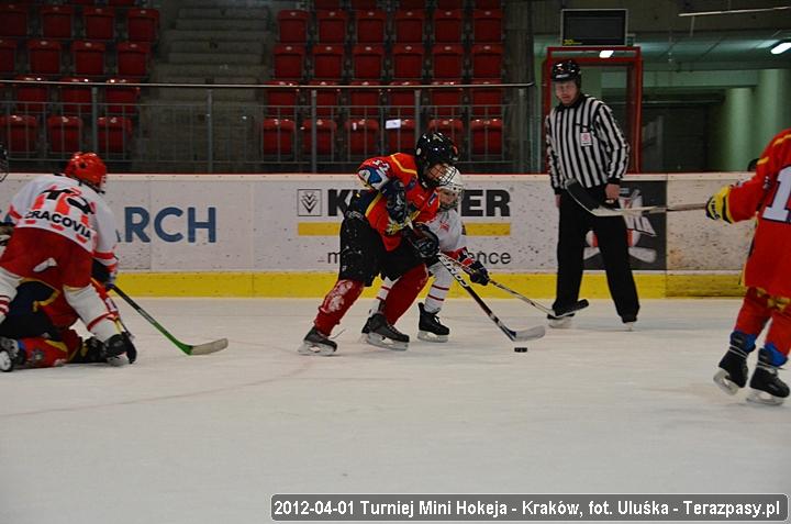 2012-04-01-Turniej_mini_Hokeja-u_4124_720