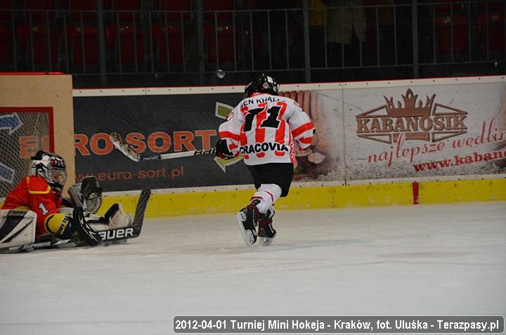 2012-04-01-Turniej_mini_Hokeja-u_4396_720