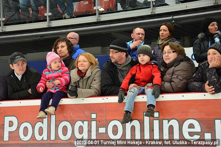 2012-04-01-Turniej_mini_Hokeja-u_4491_720