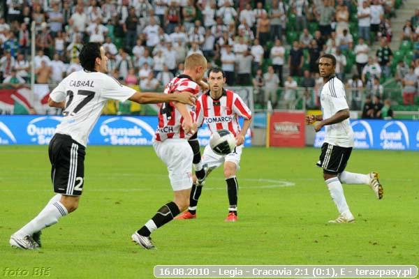 2010-08-15-legia-cracovia_b_282_600