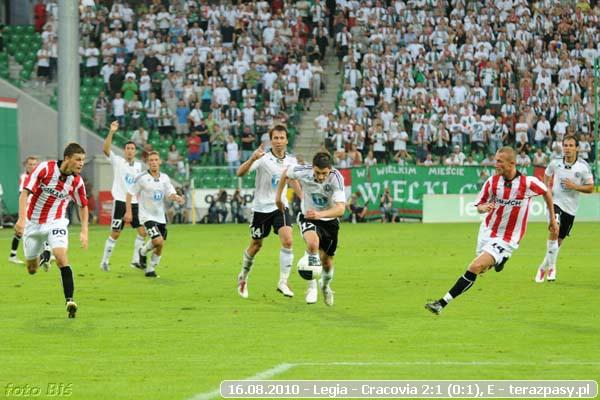 2010-08-15-legia-cracovia_b_345_600