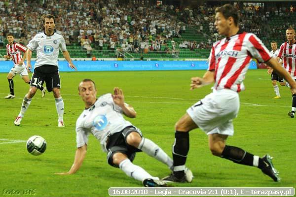 2010-08-15-legia-cracovia_b_672_600