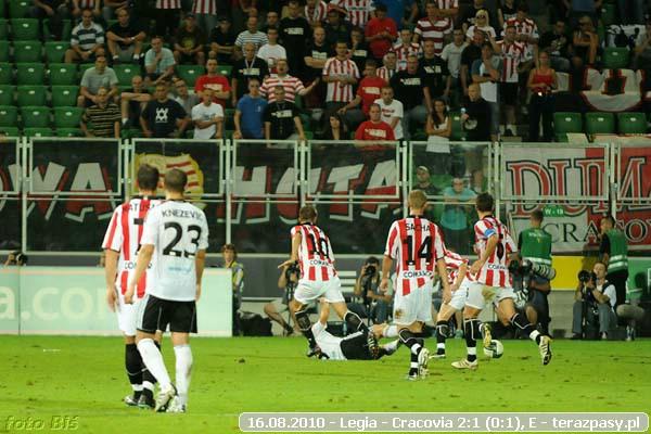 2010-08-15-legia-cracovia_b_731_600
