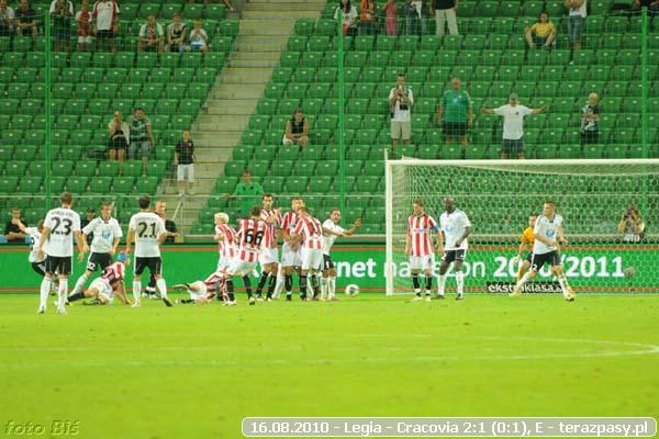 2010-08-15-legia-cracovia_b_752_600