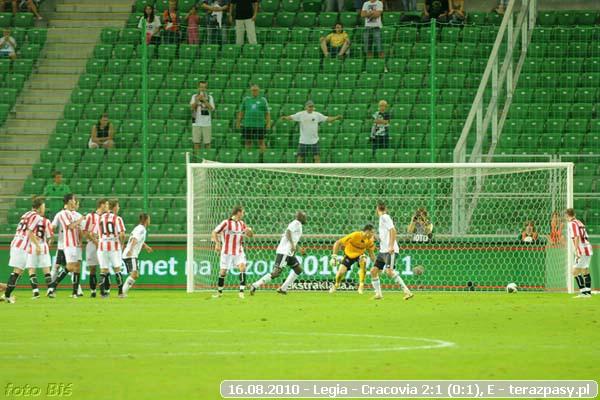 2010-08-15-legia-cracovia_b_756_600