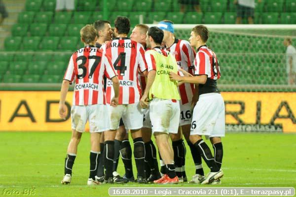 2010-08-15-legia-cracovia_b_789_600