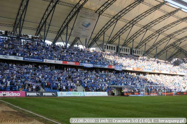 2010-08-22-lech-cracovia_b_108_600