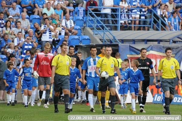 2010-08-22-lech-cracovia_b_114_600