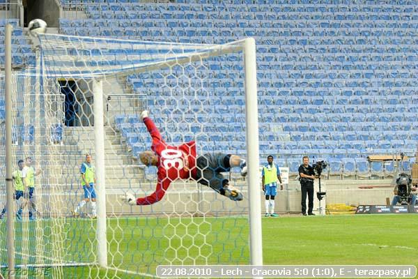 2010-08-22-lech-cracovia_b_489_600
