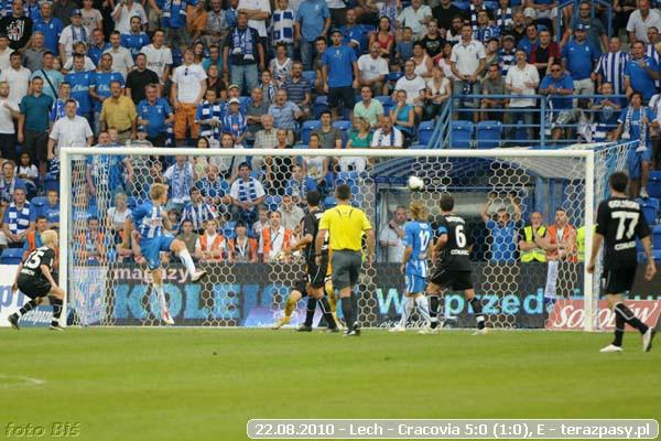 2010-08-22-lech-cracovia_b_539_600
