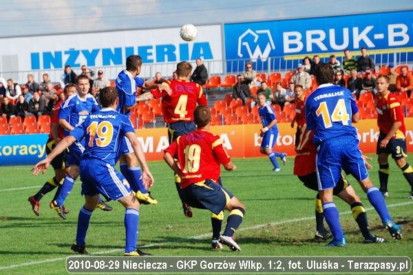 2010-08-29-I_liga-Nieciecza-Gorzow-u-027_600