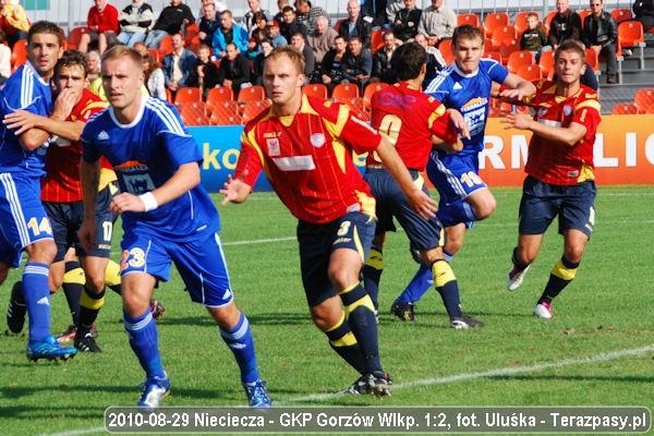 2010-08-29-I_liga-Nieciecza-Gorzow-u-030_600
