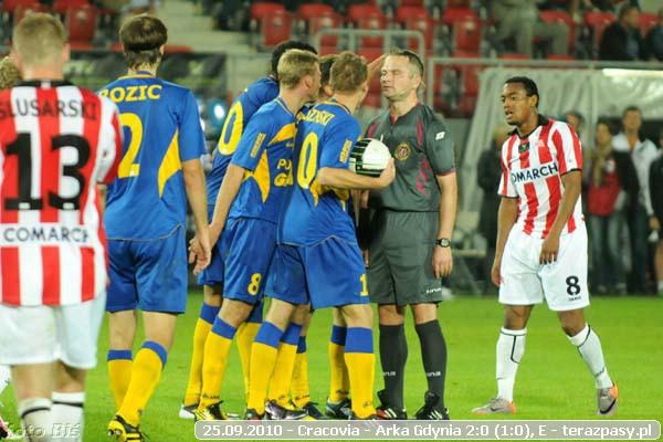 2010-09-25-cracovia-arka_b_495_600