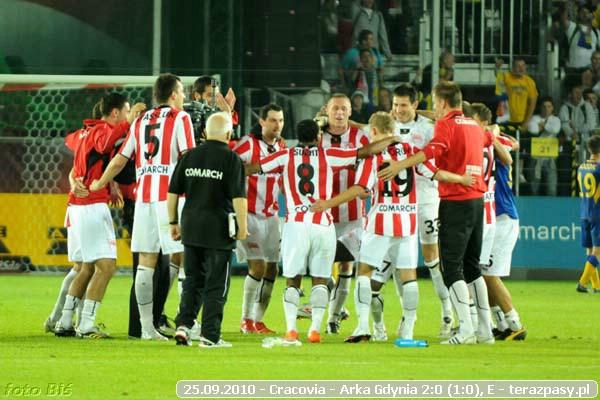 2010-09-25-cracovia-arka_b_535_600