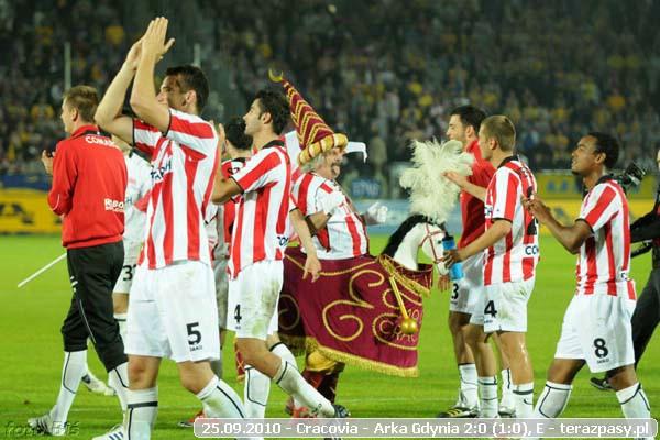 2010-09-25-cracovia-arka_b_569_600