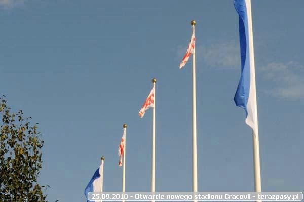 2010-09-25-cracovia_otwarcie_nowego_stadionu_b_001_600