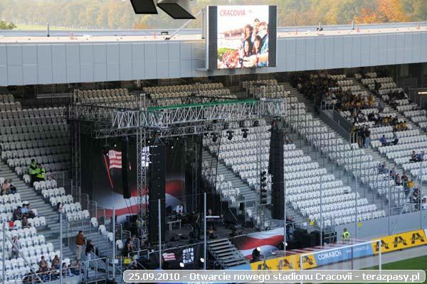 2010-09-25-cracovia_otwarcie_nowego_stadionu_b_044_600