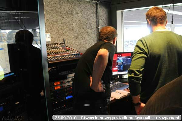2010-09-25-cracovia_otwarcie_nowego_stadionu_b_064_600