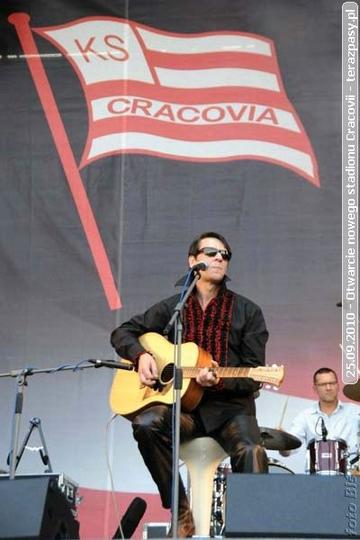 2010-09-25-cracovia_otwarcie_nowego_stadionu_b_084_600