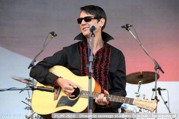 2010-09-25-cracovia_otwarcie_nowego_stadionu_b_107_600