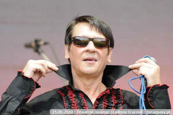 2010-09-25-cracovia_otwarcie_nowego_stadionu_b_209_600