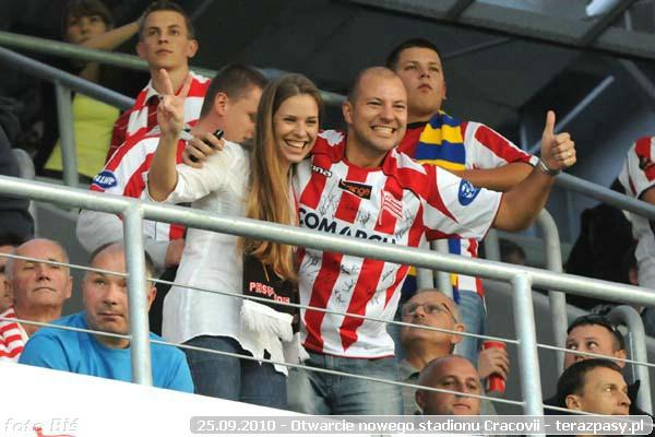 2010-09-25-cracovia_otwarcie_nowego_stadionu_b_248_600