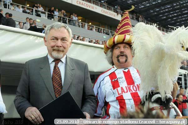2010-09-25-cracovia_otwarcie_nowego_stadionu_b_274_600