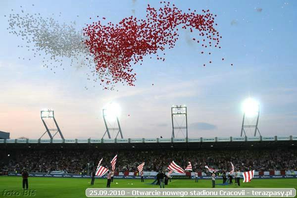 2010-09-25-cracovia_otwarcie_nowego_stadionu_b_368_600