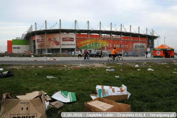 2010-10-02-zaglebie_lubin-cracovia_b_001_600