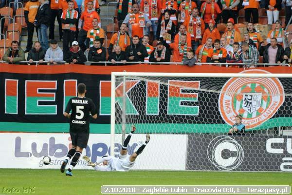 2010-10-02-zaglebie_lubin-cracovia_b_137_600