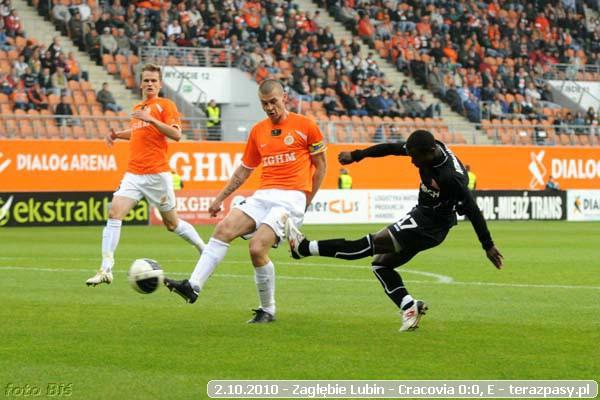 2010-10-02-zaglebie_lubin-cracovia_b_184_600