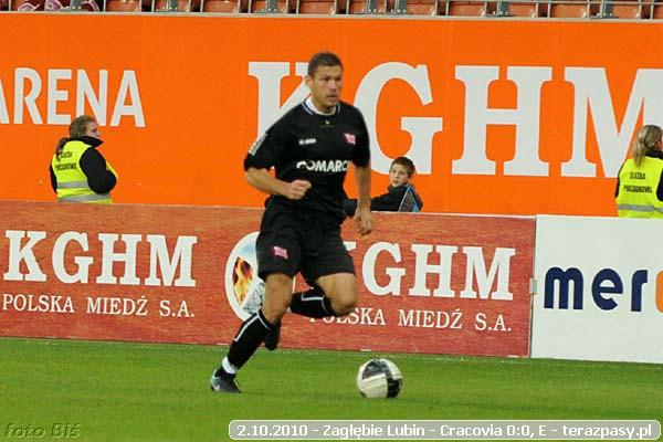 2010-10-02-zaglebie_lubin-cracovia_b_344_600