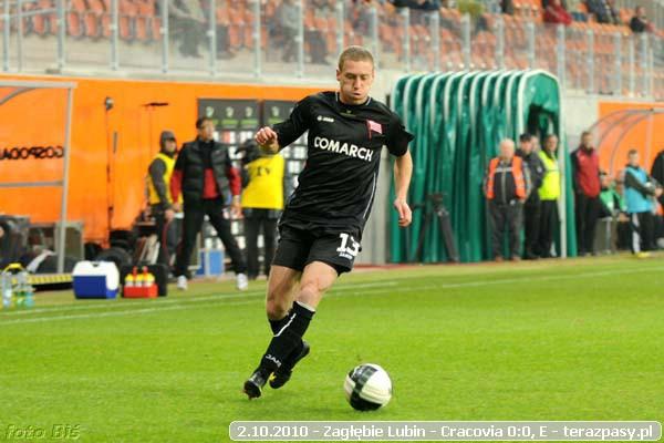 2010-10-02-zaglebie_lubin-cracovia_b_419_600