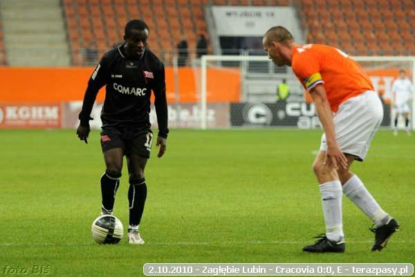 2010-10-02-zaglebie_lubin-cracovia_b_497_600