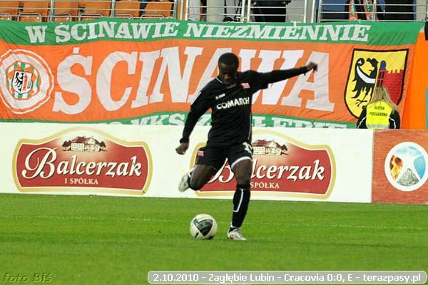 2010-10-02-zaglebie_lubin-cracovia_b_501_600