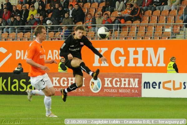 2010-10-02-zaglebie_lubin-cracovia_b_611_600