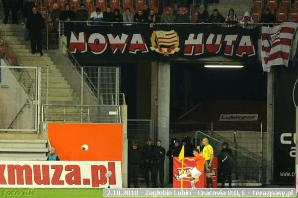 2010-10-02-zaglebie_lubin-cracovia_b_820_600