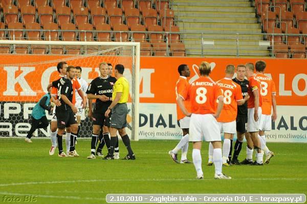 2010-10-02-zaglebie_lubin-cracovia_b_837_600