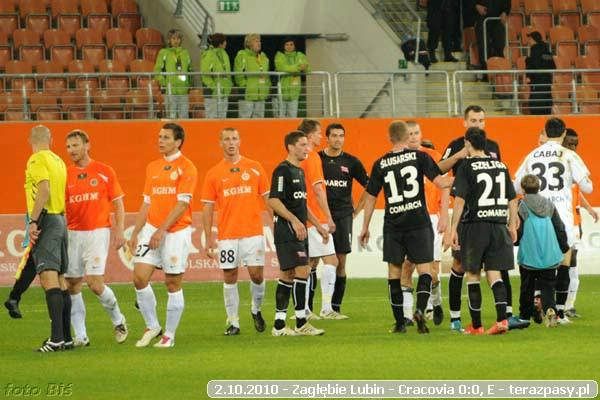 2010-10-02-zaglebie_lubin-cracovia_b_842_600