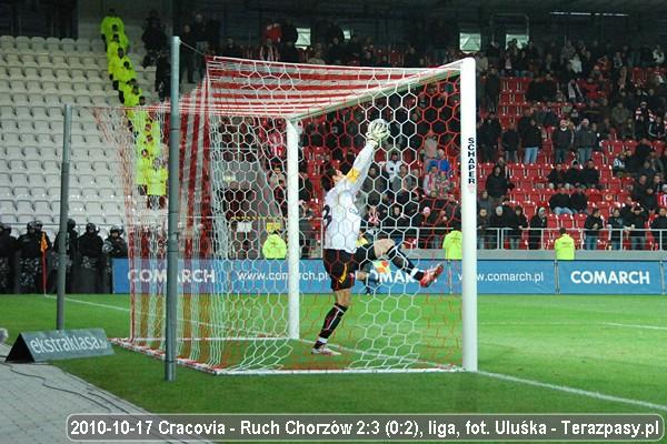 2010-10-17-cracovia-ruch-u-3888_600