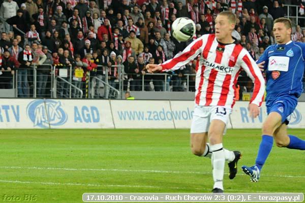 2010-10-17-cracovia-ruch_chorz_w_b_0286_600