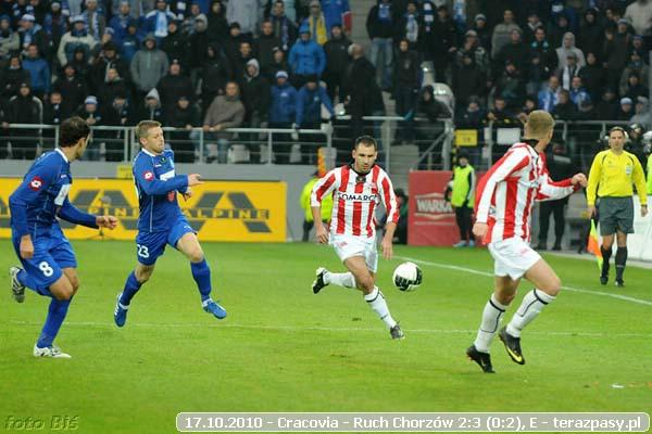 2010-10-17-cracovia-ruch_chorz_w_b_0627_600
