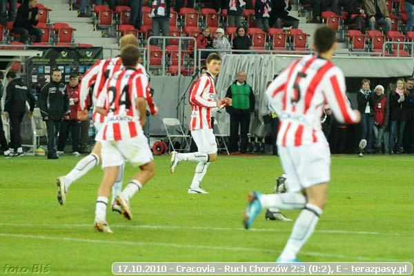 2010-10-17-cracovia-ruch_chorz_w_b_0887_600