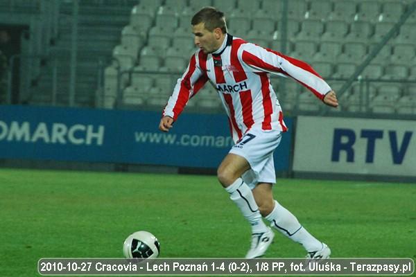 2010-09-27-pp-cracovia-lech-u-4300_600
