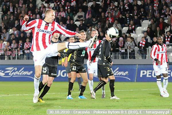 2010-10-30-cracovia-polonia_bytom_b_197_600