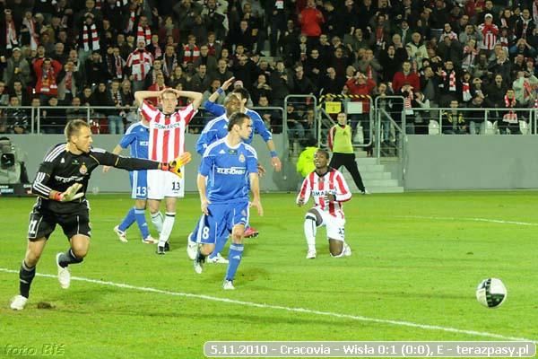 2010-11-05-cracovia-wisla_k_b_0731_600