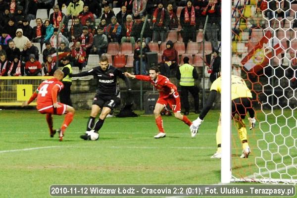 2010-11-12-oe-widzew-cracovia-u-6868_600