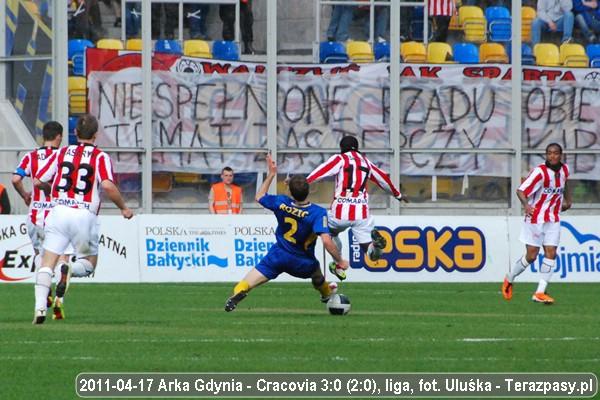 2011-04-17-oe-arka-cracovia-u_3734_600