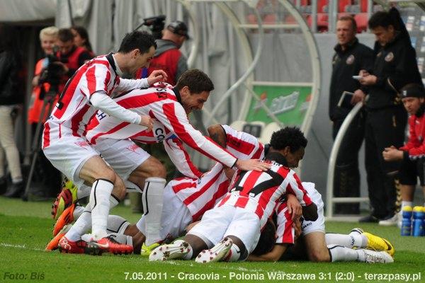 2011-05-07-cracovia-polonia-w_b_0488_600
